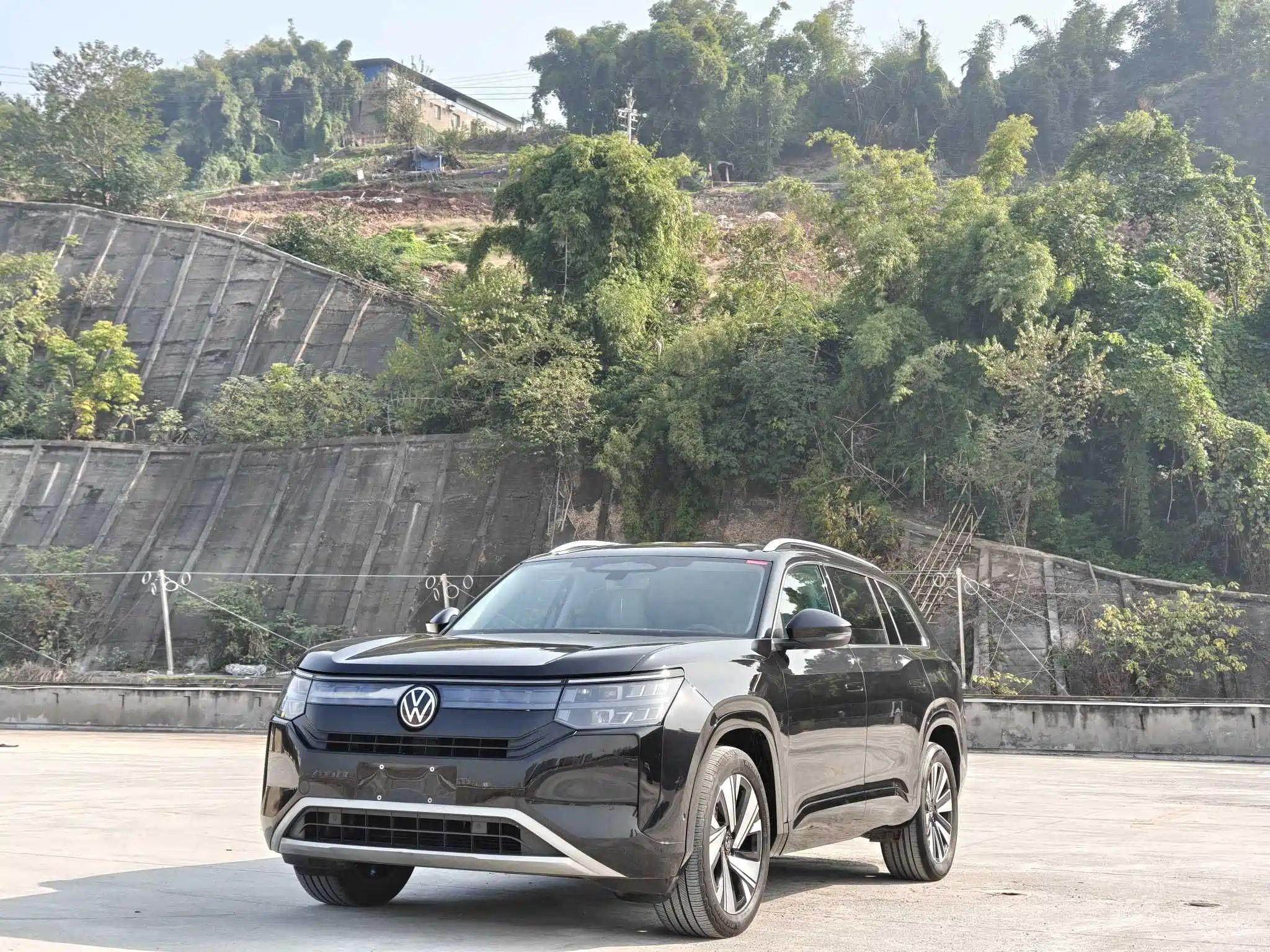 VOLKSWAGEN TERAMONT 2025