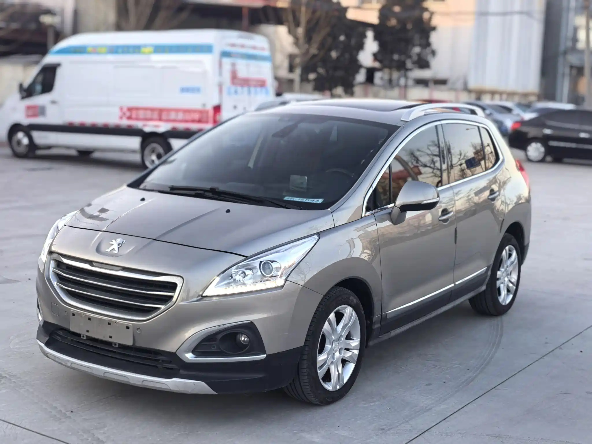 PEUGEOT 3008 2015