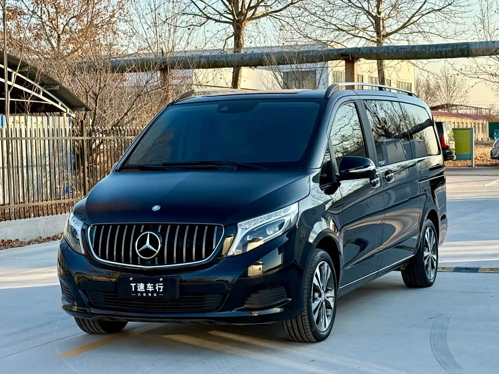 MERCEDES-BENZ V-CLASS 2016