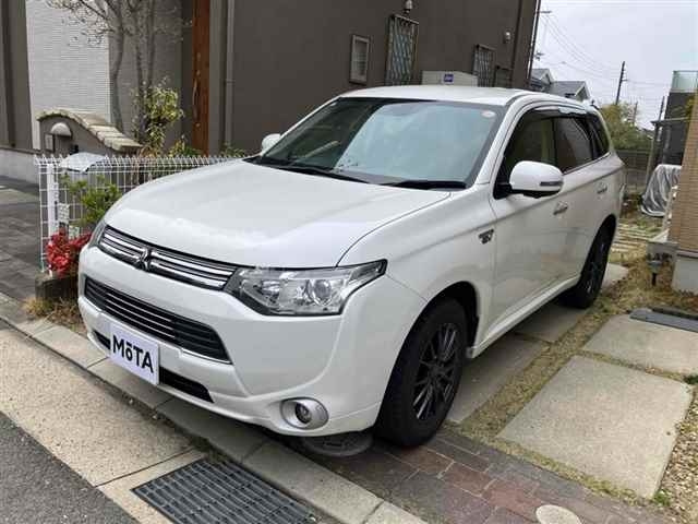 MITSUBISHI OUTLANDER PHEV 2014