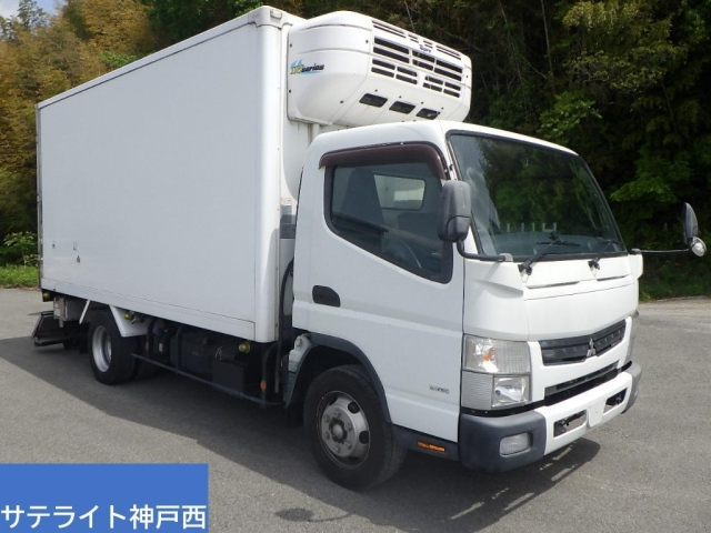 MITSUBISHI CANTER 2016