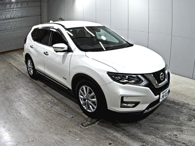 NISSAN X-TRAIL