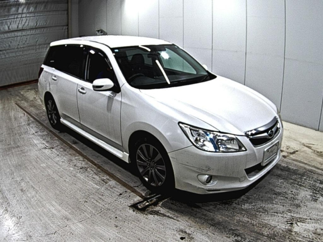 SUBARU EXIGA 2011
