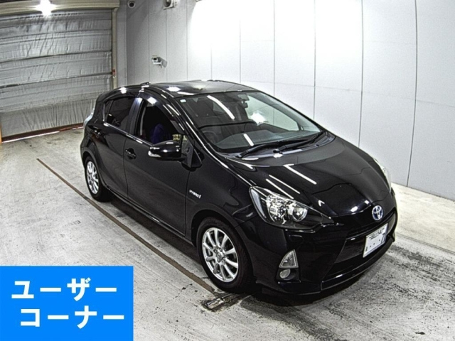 TOYOTA AQUA 2013