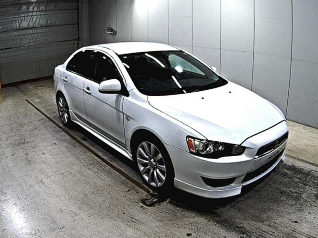 MITSUBISHI GALANT FORTIS