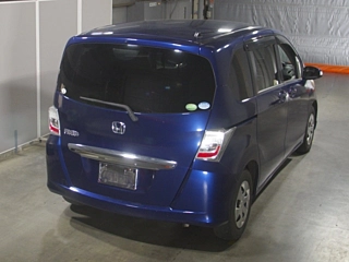 HONDA FREED 2012