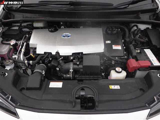TOYOTA PRIUS 2021