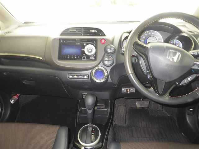 HONDA FIT SHUTTLE 2012
