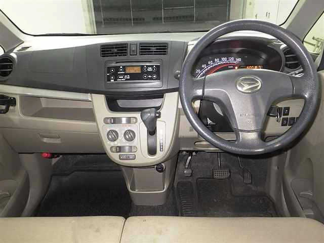 DAIHATSU MOVE 2014