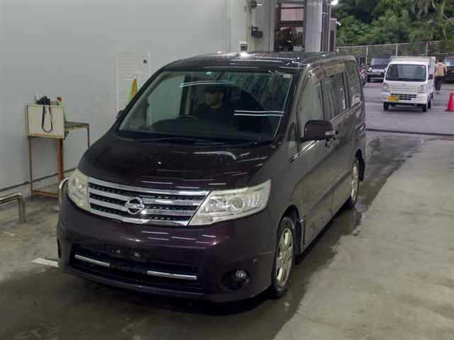 NISSAN SERENA 2010