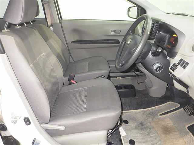 TOYOTA PIXIS EPOCH 2013