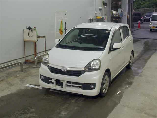 TOYOTA PIXIS EPOCH 2013