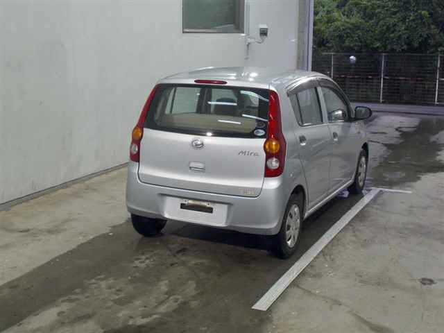DAIHATSU MIRA 2011