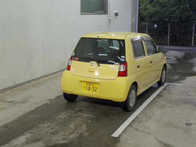DAIHATSU ESSE 2009