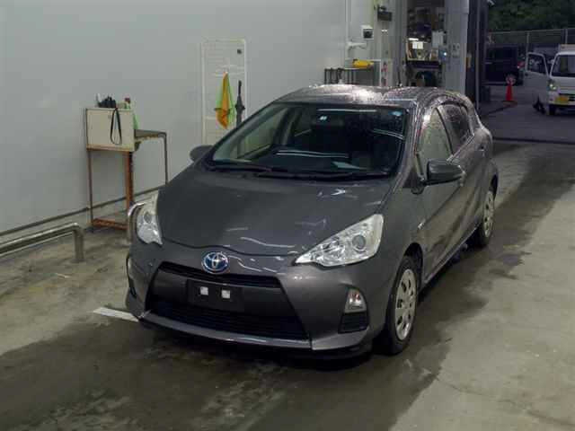 TOYOTA AQUA 2014
