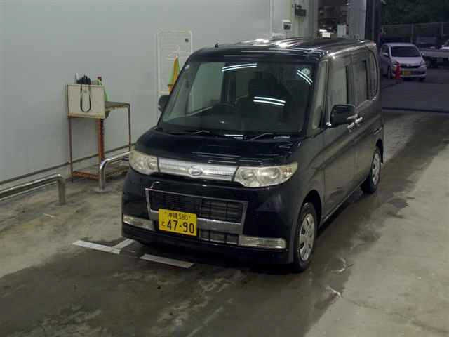 DAIHATSU TANTO 2009