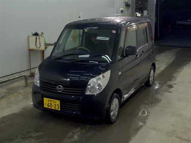 NISSAN ROOX 2012