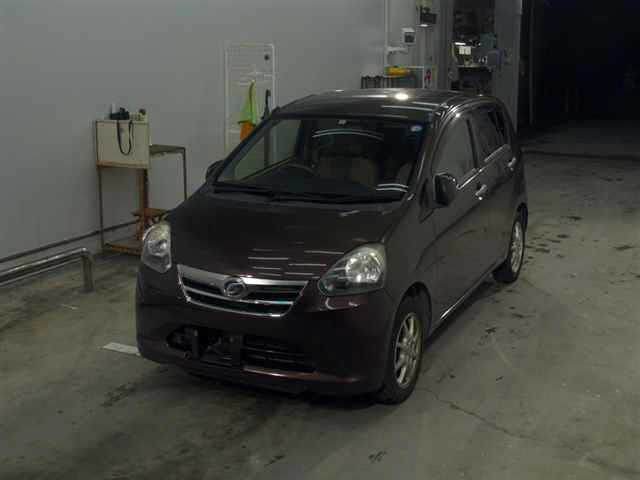 DAIHATSU MIRA E S 2012