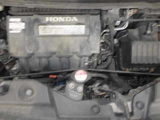 HONDA FREED SPIKE 2013