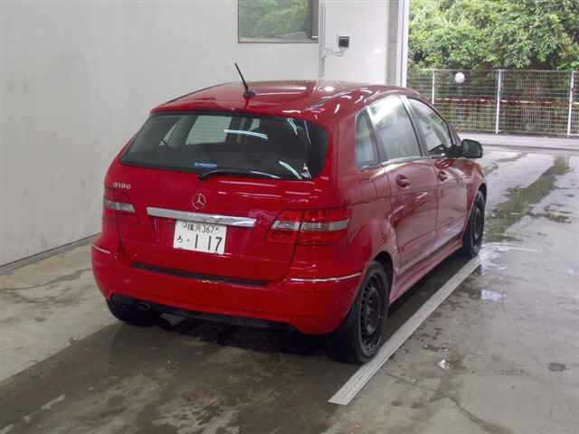 MERCEDES BENZ B CLASS 2010
