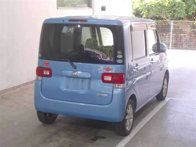 DAIHATSU TANTO 2010
