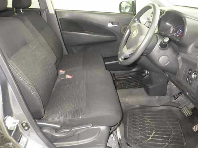DAIHATSU MOVE 2013