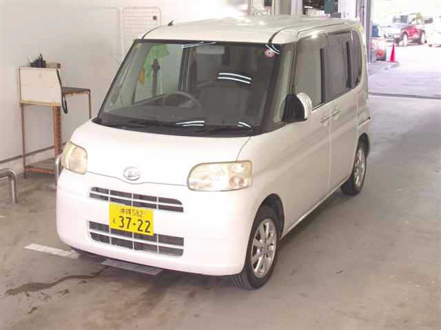 DAIHATSU TANTO 2010