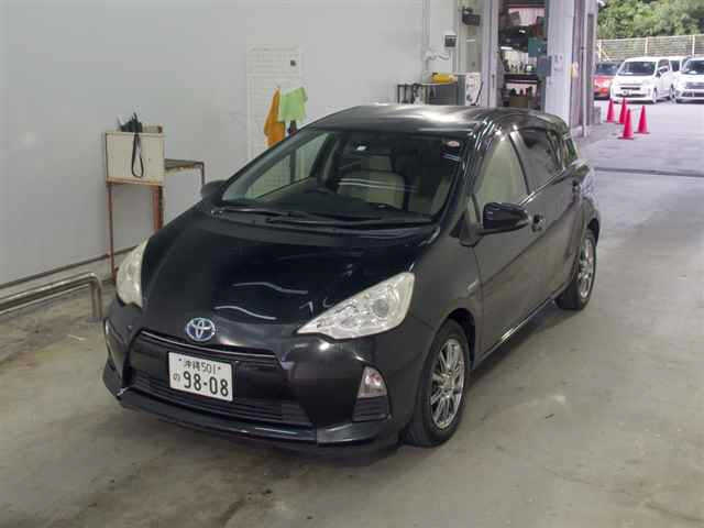 TOYOTA AQUA 2012