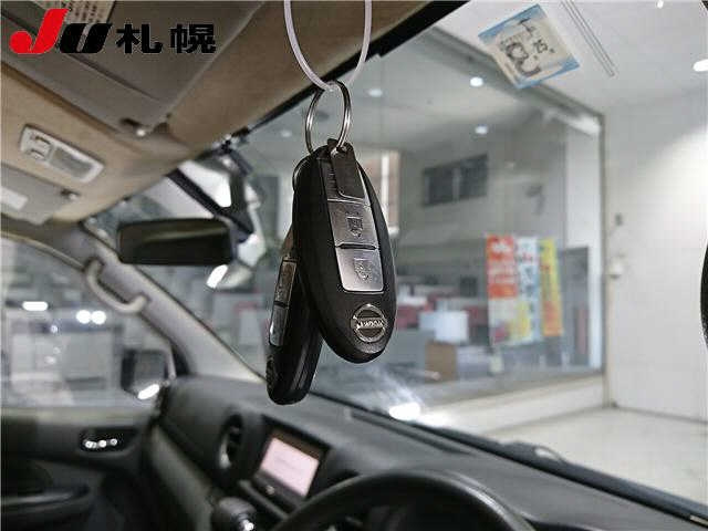 NISSAN CARAVAN VAN 2014