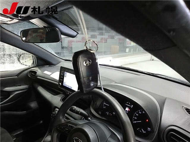 TOYOTA YARIS 2020