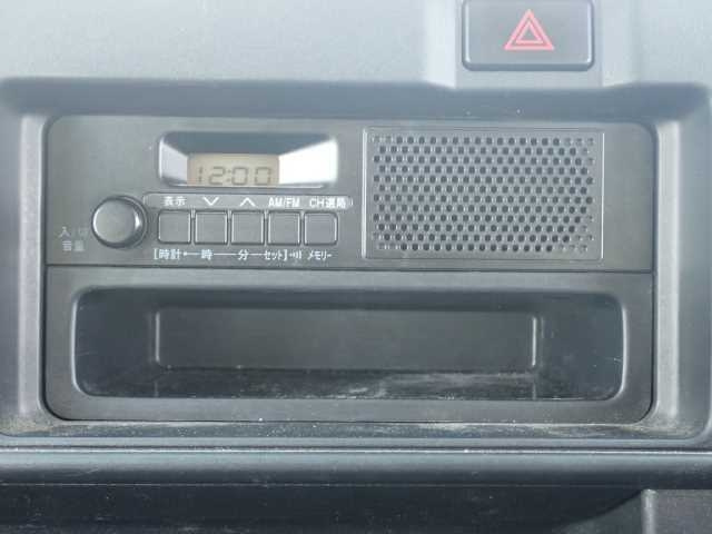 DAIHATSU HIJET VAN 2019