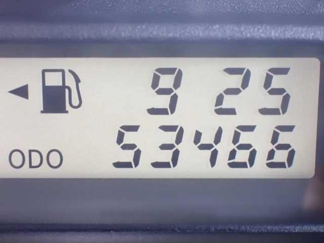 TOYOTA SUCCEED 2013