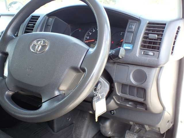 TOYOTA REGIUS ACE VAN 2015