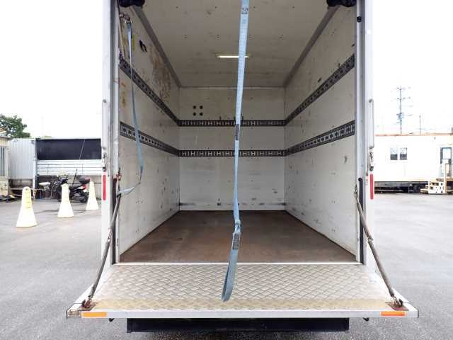 MITSUBISHI CANTER 2015