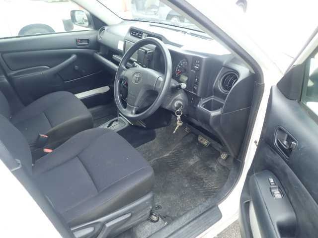 TOYOTA PROBOX 2017