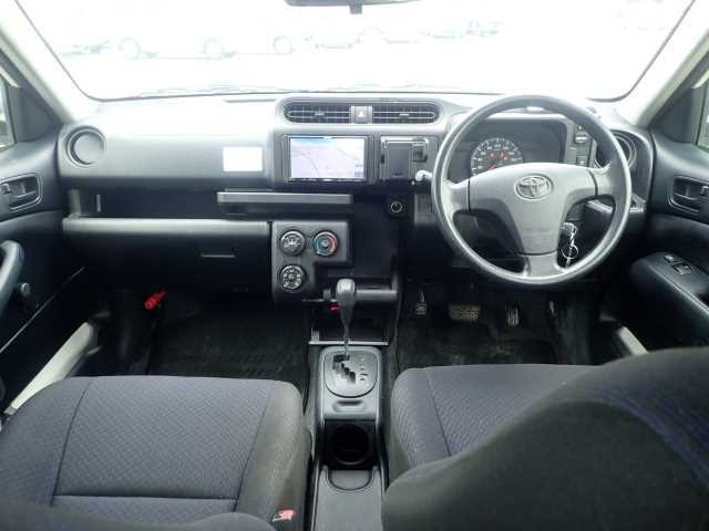 TOYOTA PROBOX 2017