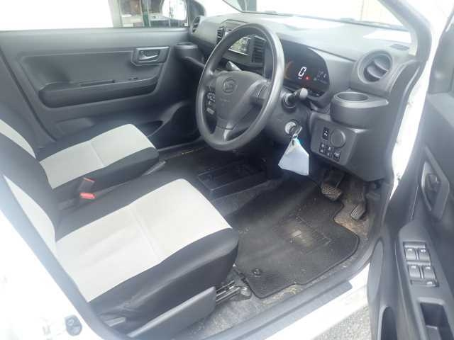 DAIHATSU MIRA E S 2019