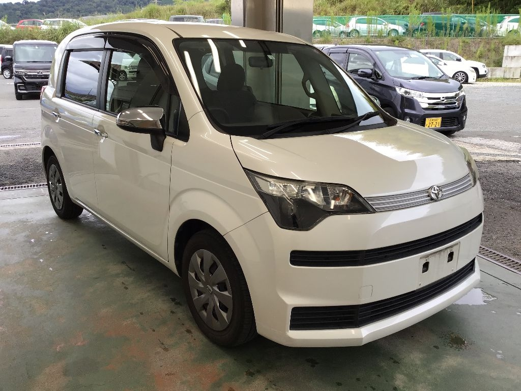 TOYOTA SPADE 2016