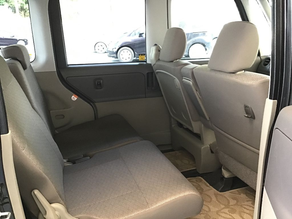 DAIHATSU TANTO 2011