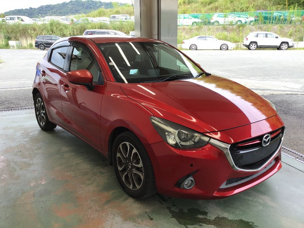 MAZDA DEMIO 2015