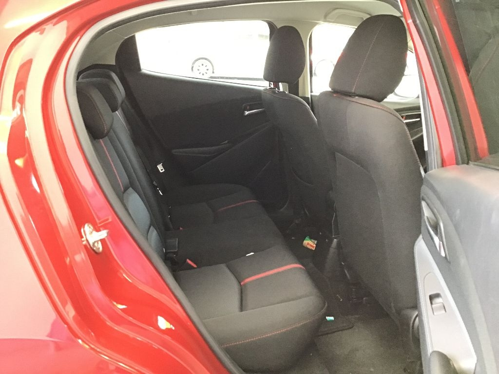 MAZDA DEMIO 2015