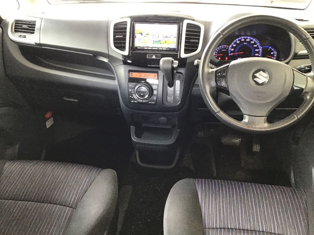 SUZUKI SOLIO 2012