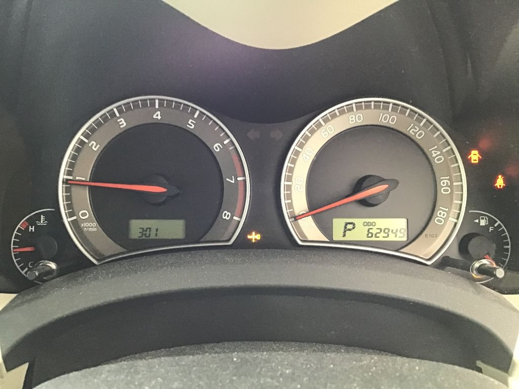 TOYOTA AURIS 2009