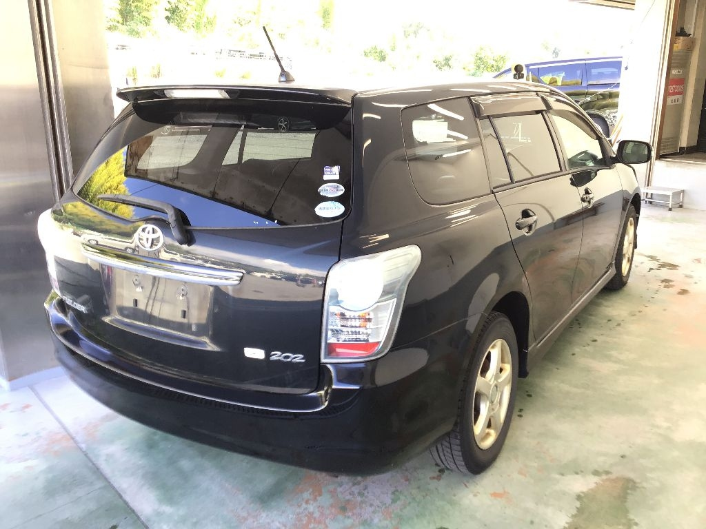 TOYOTA COROLLA FIELDER 2011