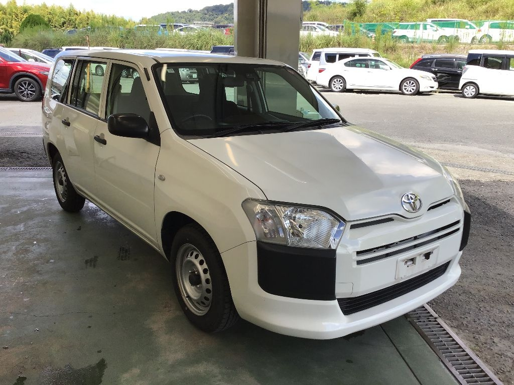 TOYOTA PROBOX 2019