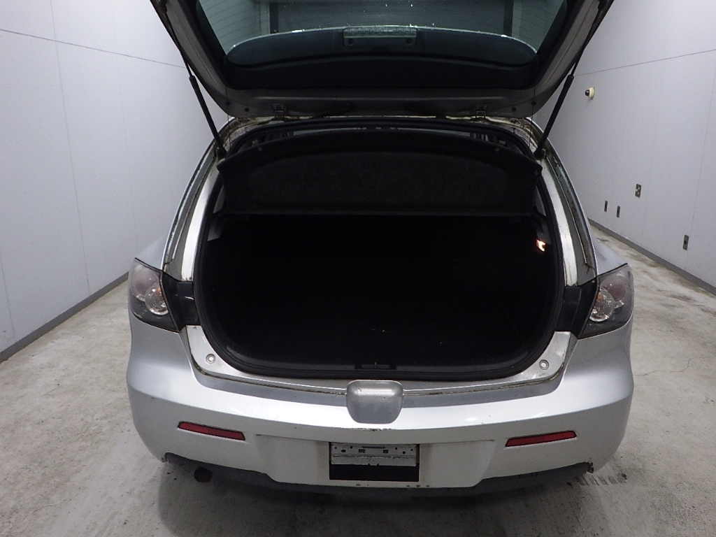 MAZDA AXELA 2008
