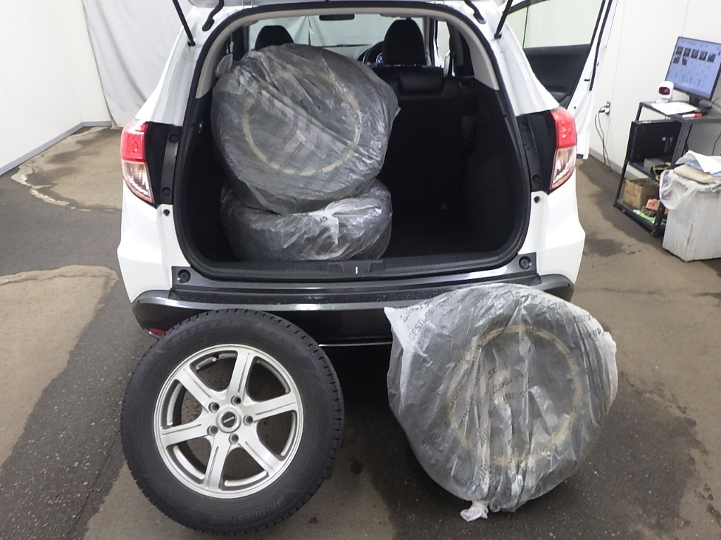HONDA VEZEL 2015