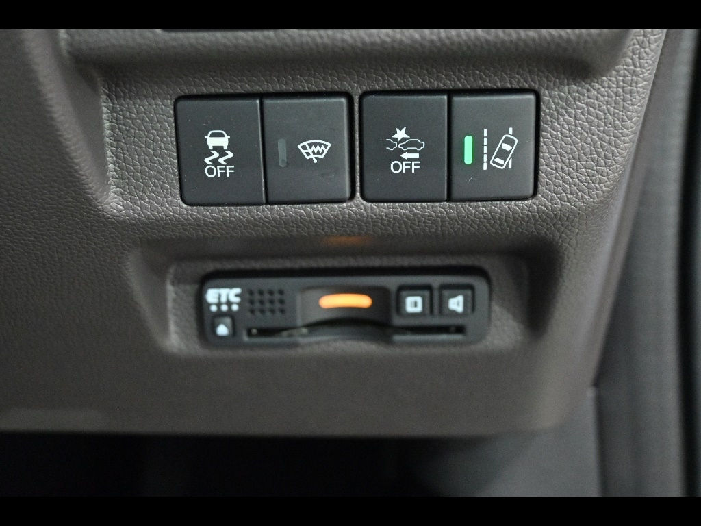 HONDA FREED 2022