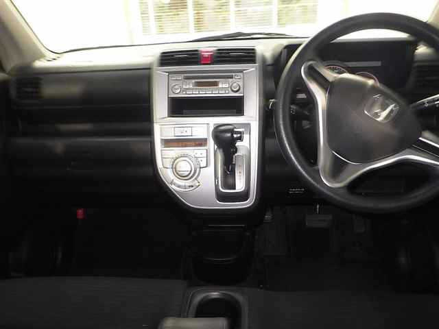HONDA ZEST 2009