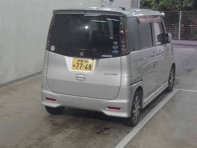 SUZUKI PALETTE 2010